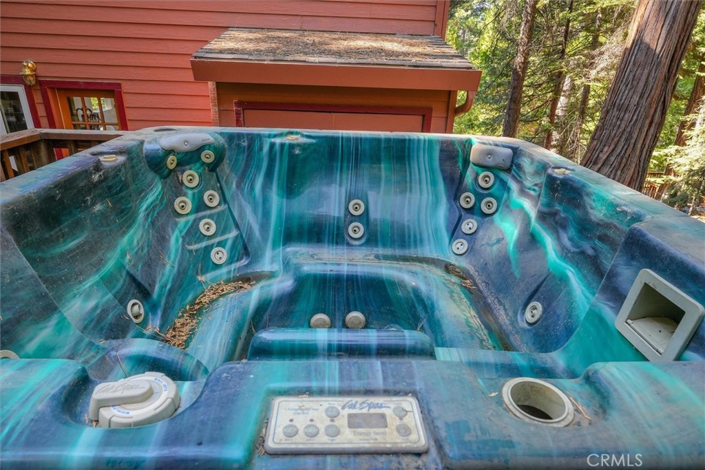 7244 Yosemite Park Way, Yosemite, CA 95389