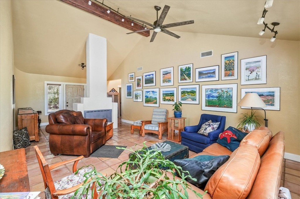 43656 Crystal Cave Cir, Coarsegold, CA 93614