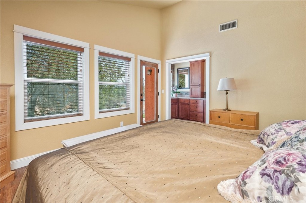 43656 Crystal Cave Cir, Coarsegold, CA 93614