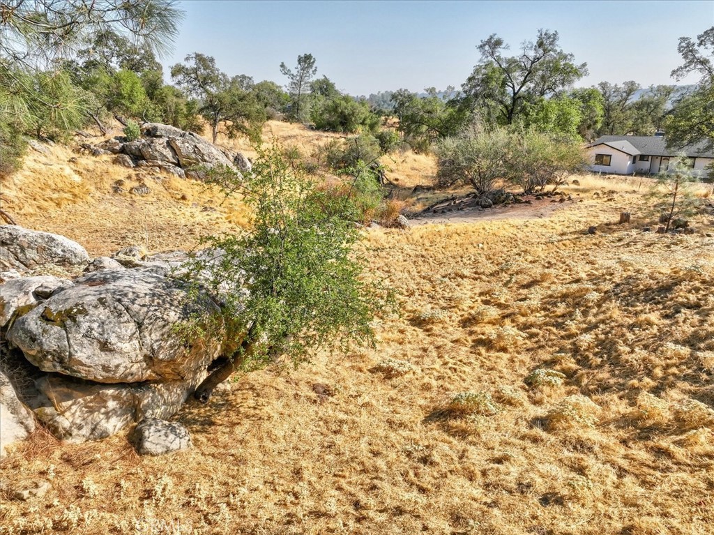 43656 Crystal Cave Cir, Coarsegold, CA 93614