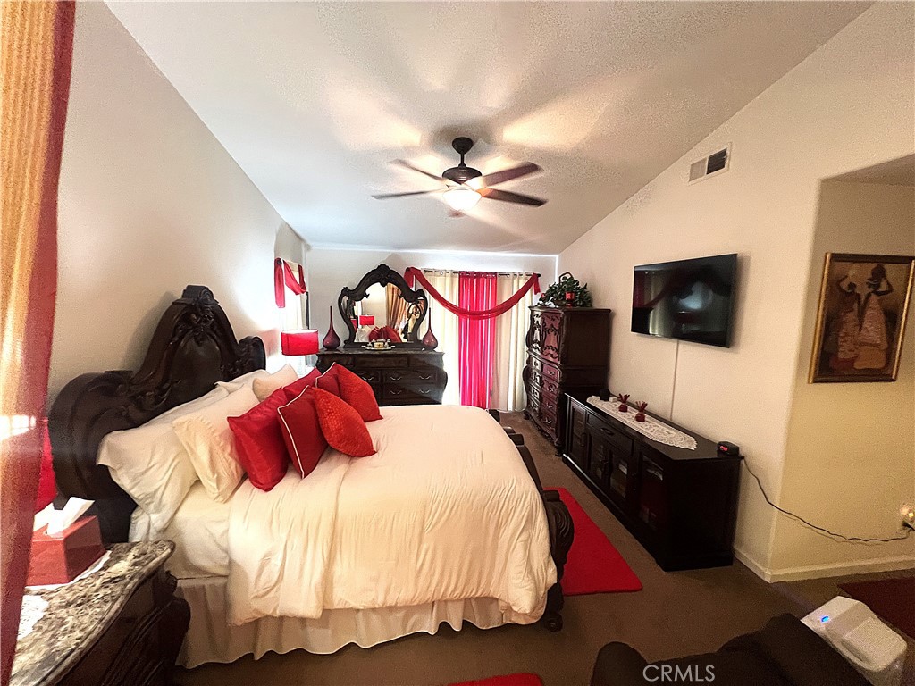 6168 W Scott Ave, Fresno, CA 93723