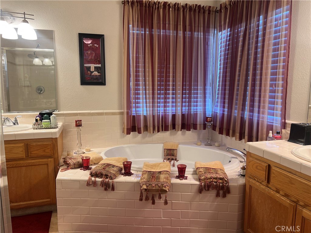 6168 W Scott Ave, Fresno, CA 93723