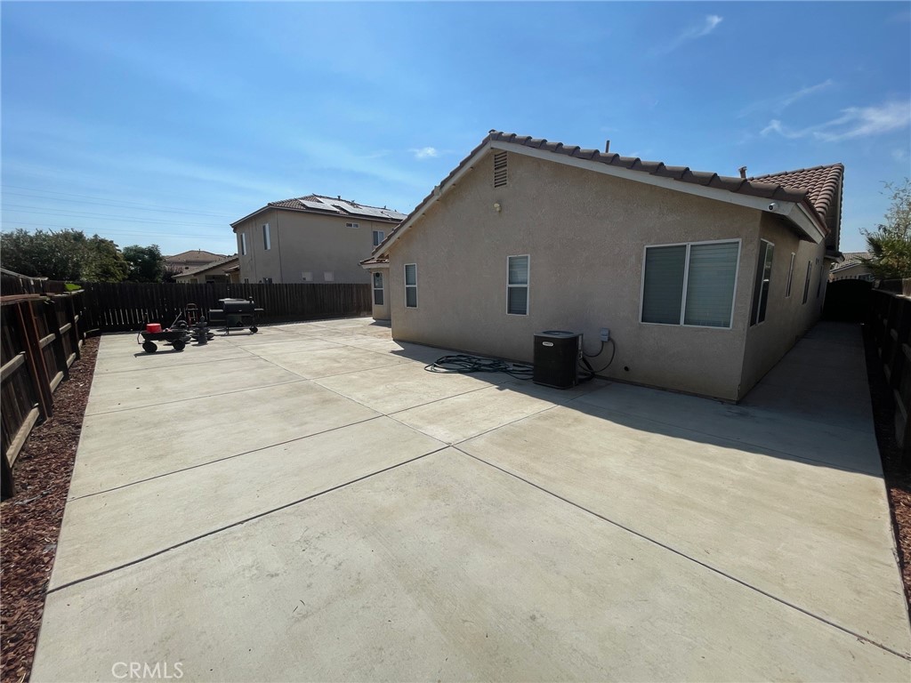 6168 W Scott Ave, Fresno, CA 93723