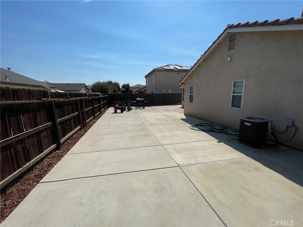 6168 W Scott Ave, Fresno, CA 93723