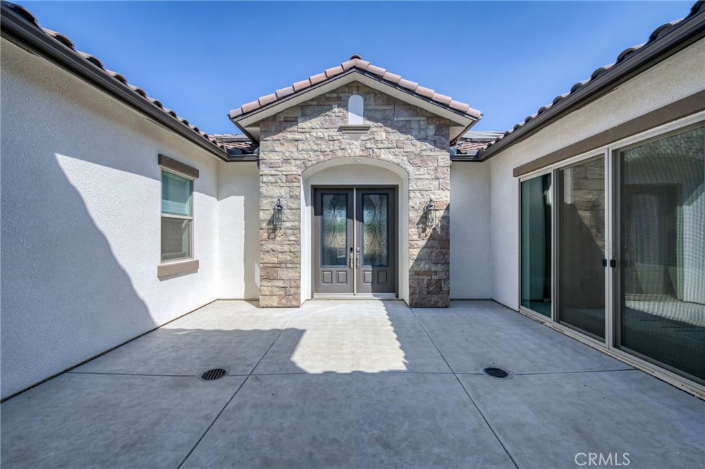 2687 Trenton, Clovis, CA 93619