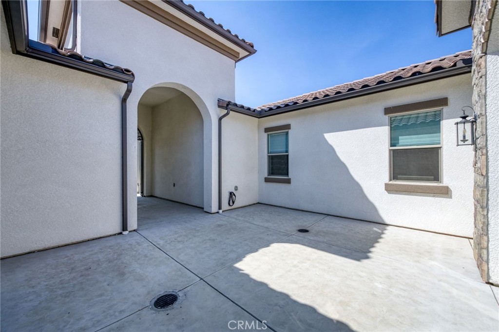 2687 Trenton, Clovis, CA 93619