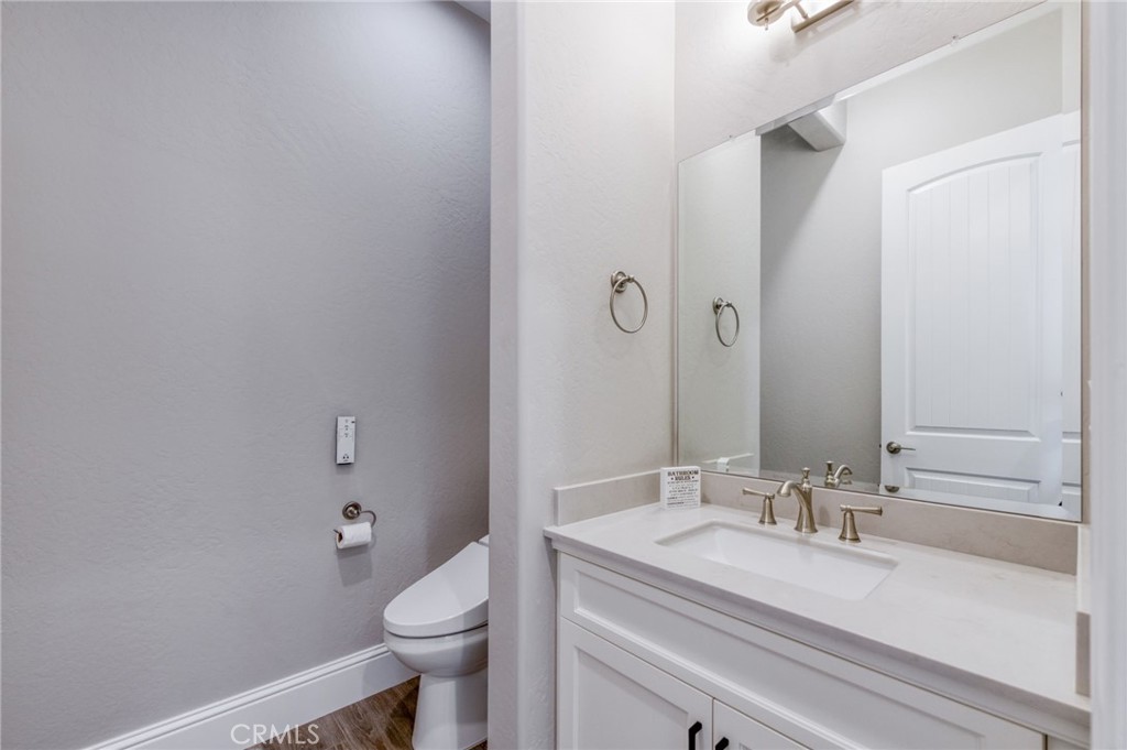 2687 Trenton, Clovis, CA 93619