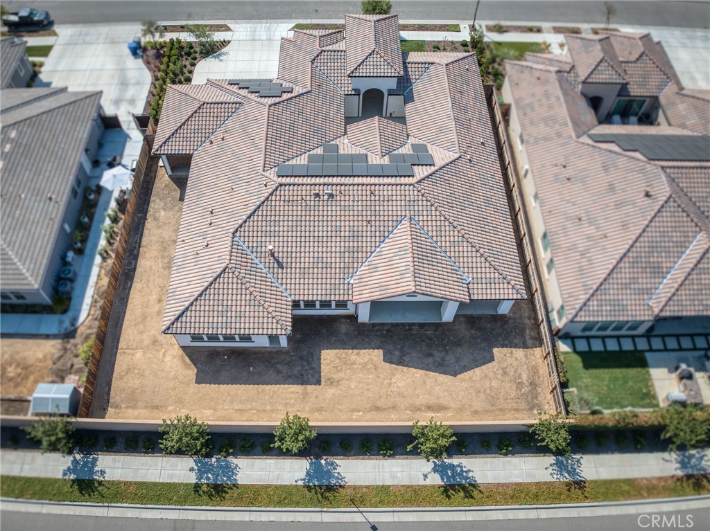 2687 Trenton, Clovis, CA 93619