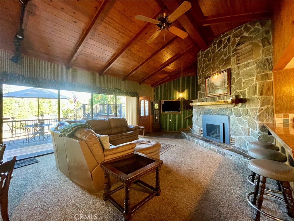 53637 53637 Road 432, Bass Lake, CA 93604