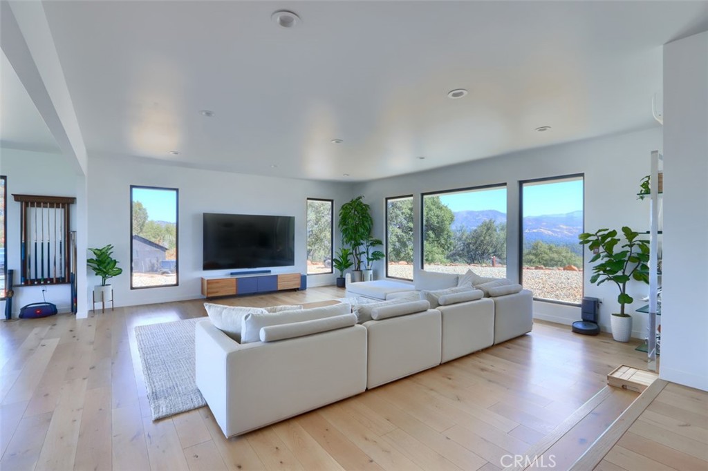 5076 5076 Allred, Mariposa, CA 95338