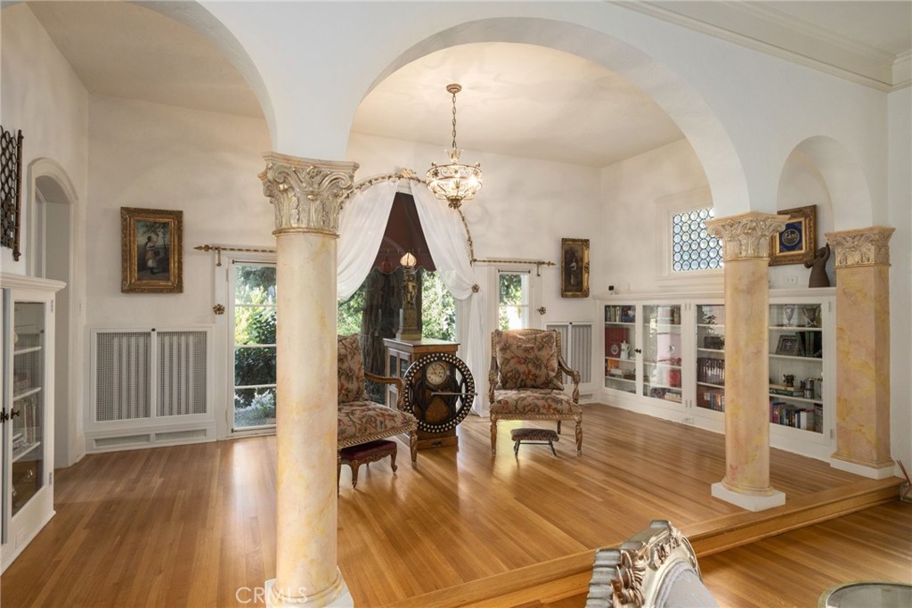 4175 N N Van Ness Blvd, Fresno, CA 93704