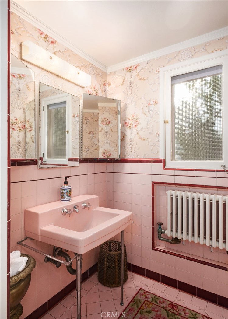 4175 N N Van Ness Blvd, Fresno, CA 93704