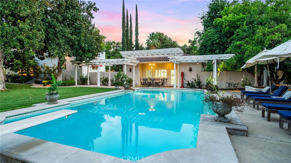 4175 N N Van Ness Blvd, Fresno, CA 93704