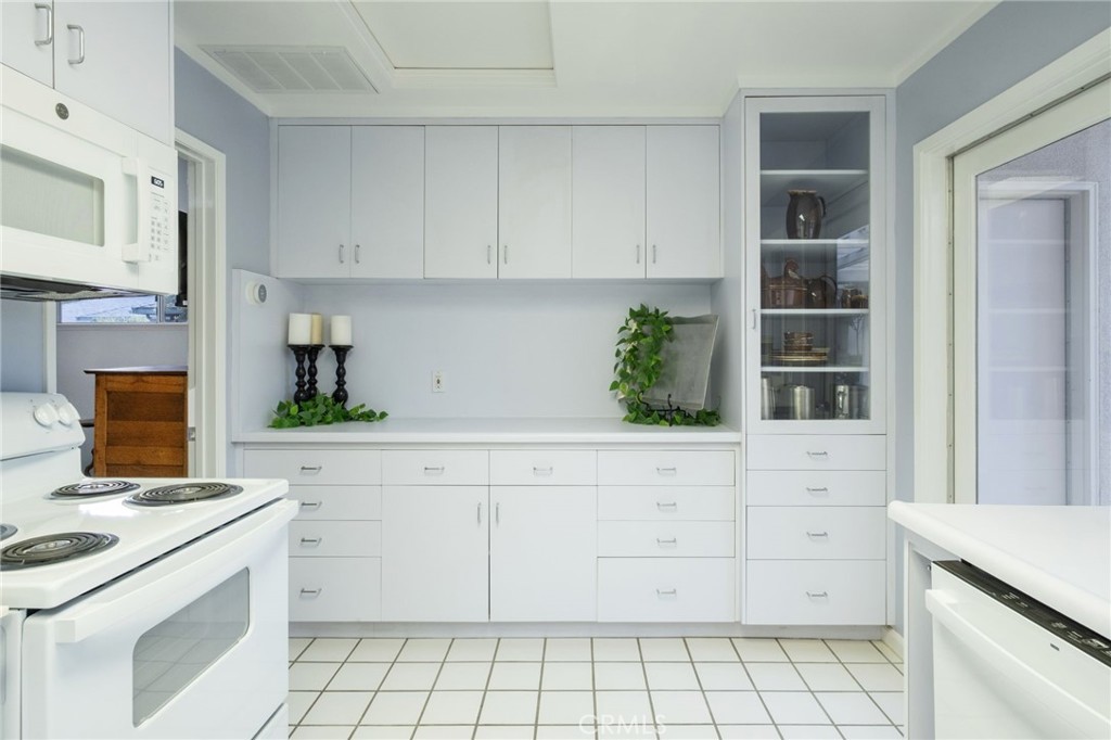 4175 N N Van Ness Blvd, Fresno, CA 93704