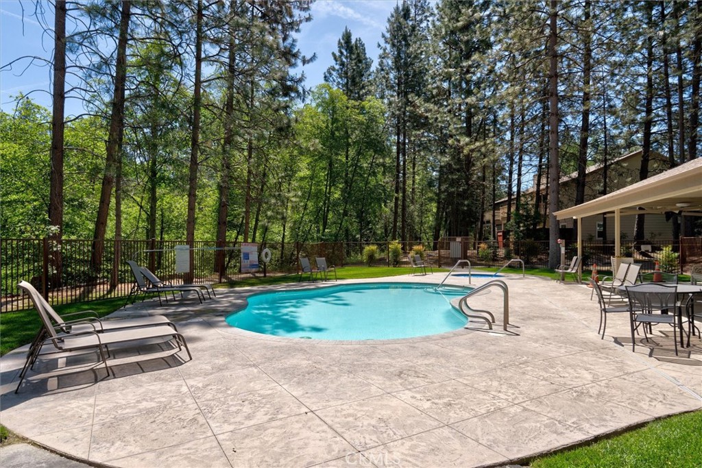 40501 Road 222 #105, Bass Lake, CA 93604