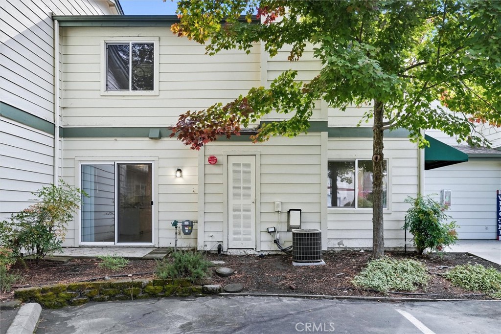 40501 Road 222 #105, Bass Lake, CA 93604