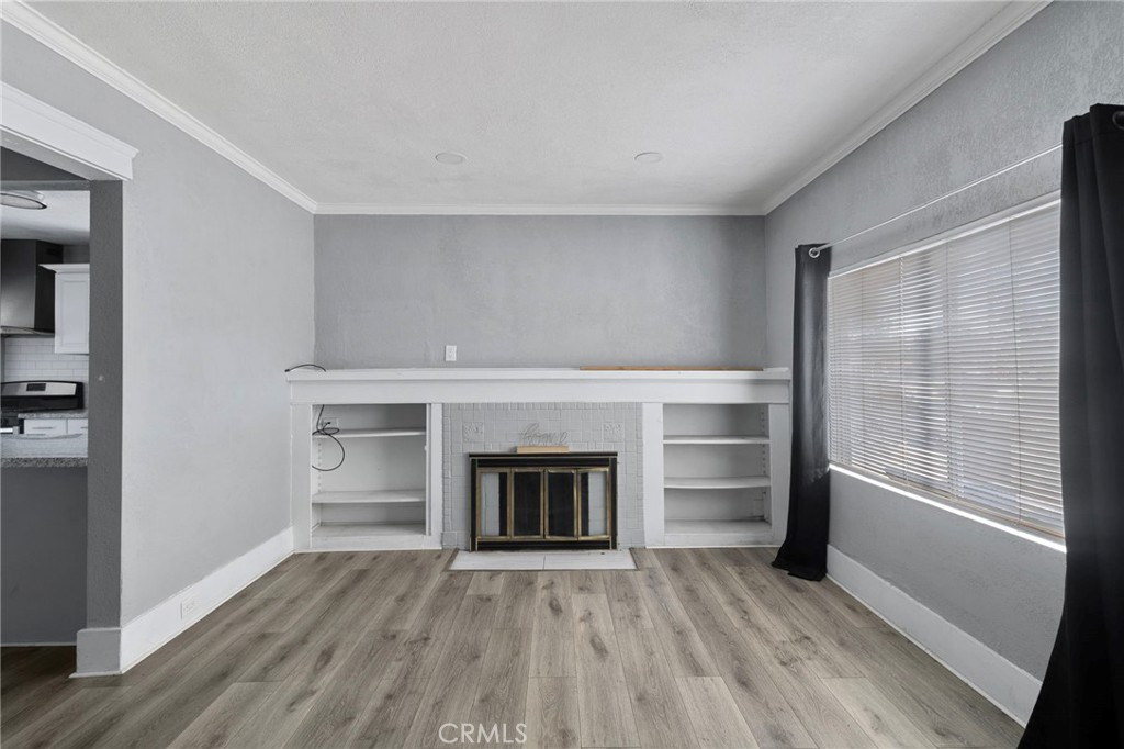 1211 E Clinton, Fresno, CA 93704