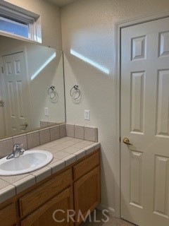 220 220 S Double Tree, Madera, CA 93637