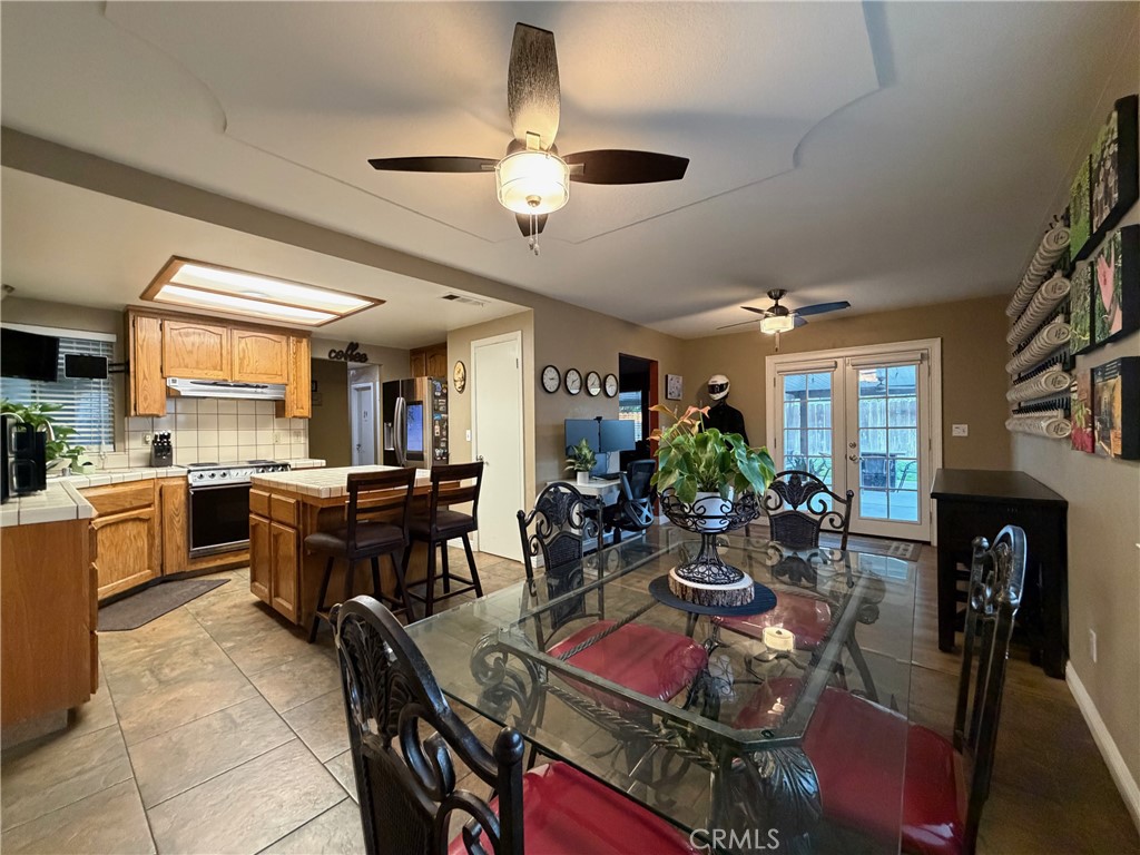 2023 Paul Ave, Clovis, CA 93611