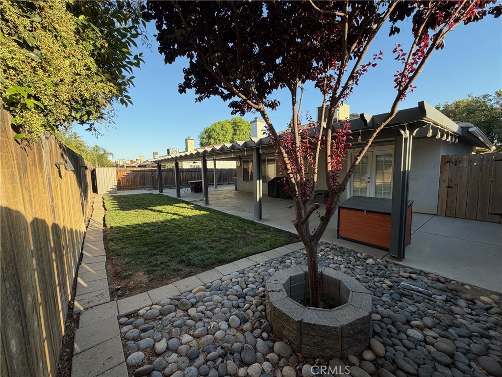 2023 Paul Ave, Clovis, CA 93611