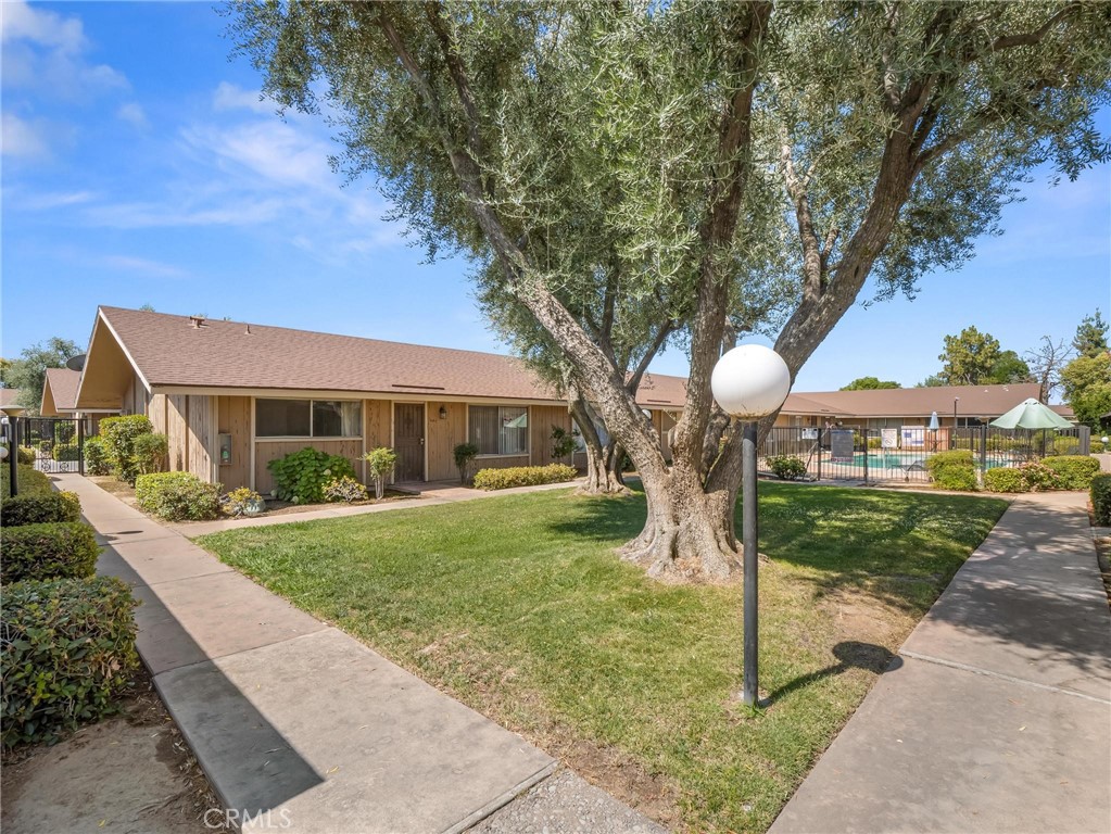 3749 N Fruit Ave #A, Fresno, CA 93705