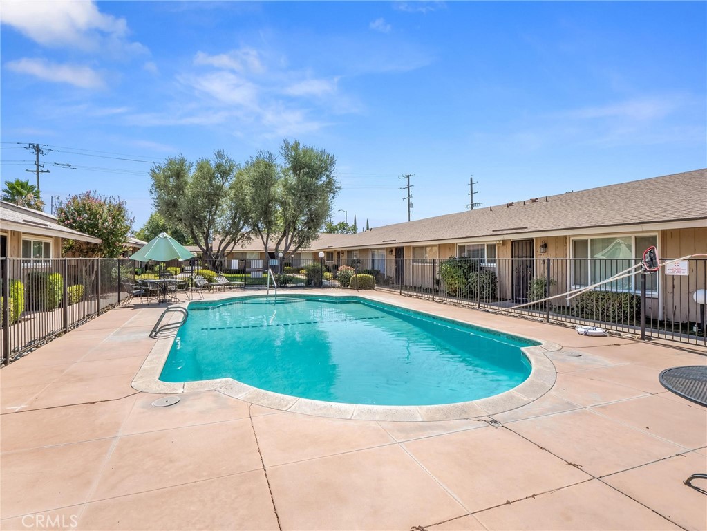 3749 N Fruit Ave #A, Fresno, CA 93705