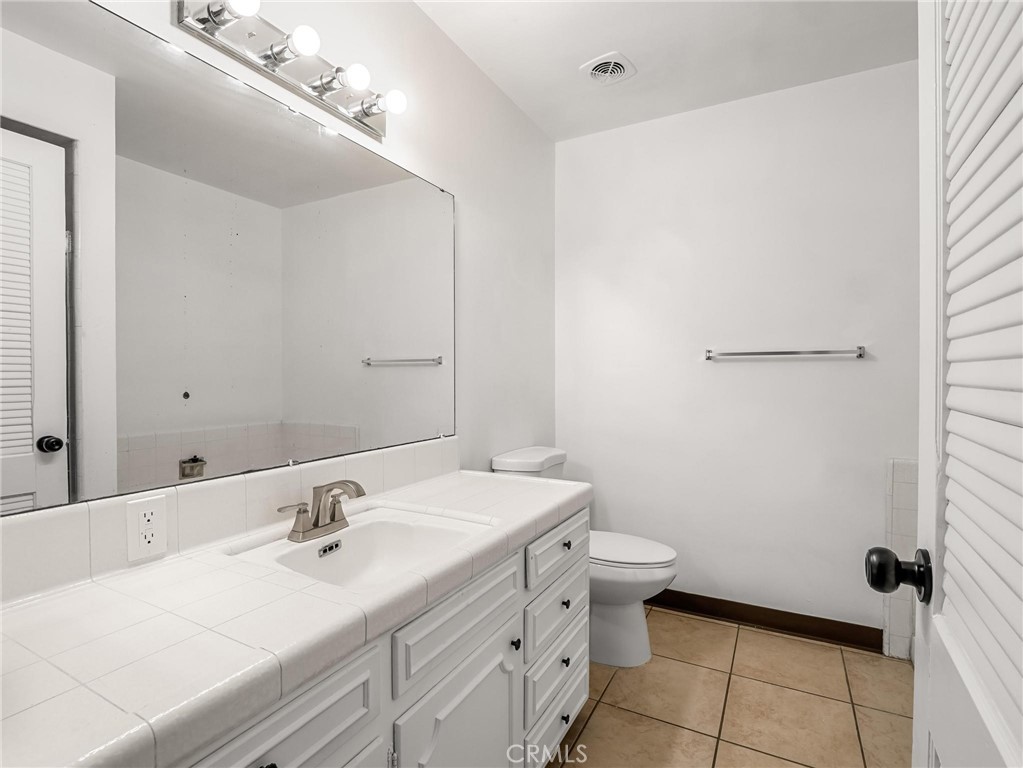 3749 N Fruit Ave #A, Fresno, CA 93705
