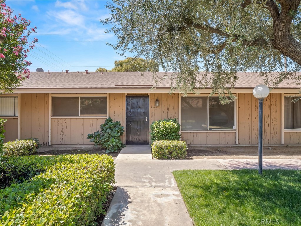 3725 N Fruit Ave #B, Fresno, CA 93705