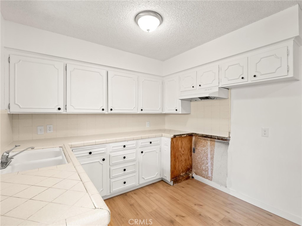 3725 N Fruit Ave #B, Fresno, CA 93705