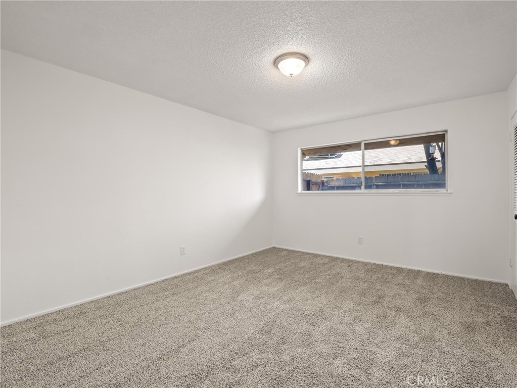 3725 N Fruit Ave #B, Fresno, CA 93705