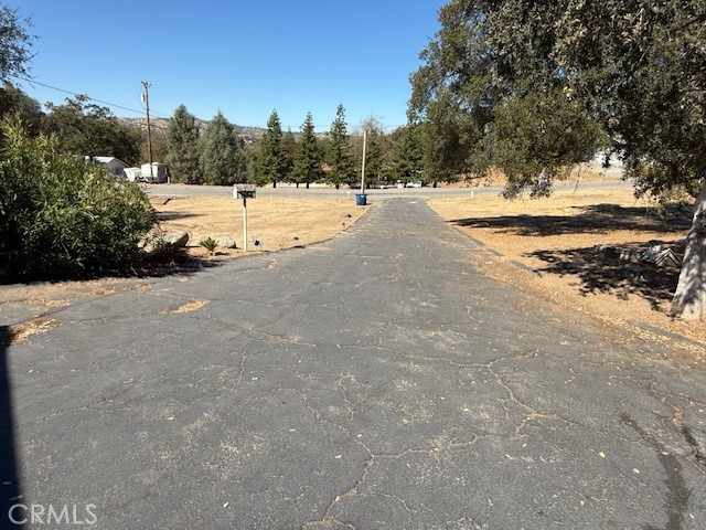 30717 Seminole Dr, Coarsegold, CA 93614