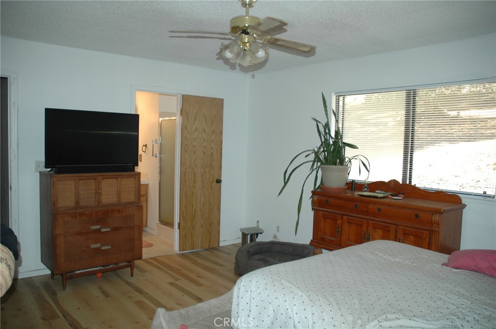 30717 Seminole Dr, Coarsegold, CA 93614