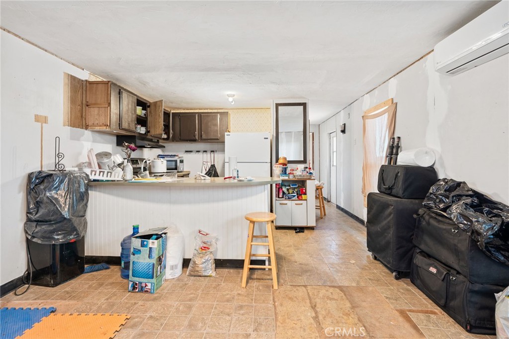 4963 Valley Ln, Catheys Valley, CA 93506