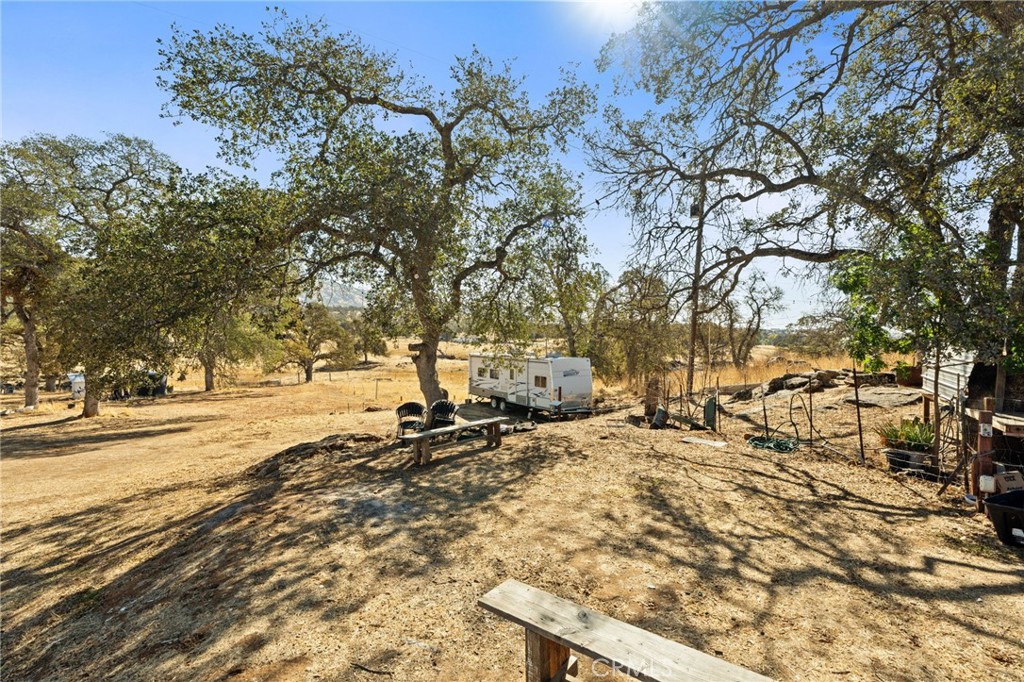 4963 Valley Ln, Catheys Valley, CA 93506