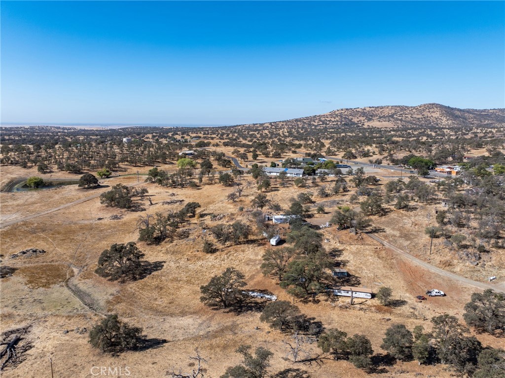 4963 Valley Ln, Catheys Valley, CA 93506