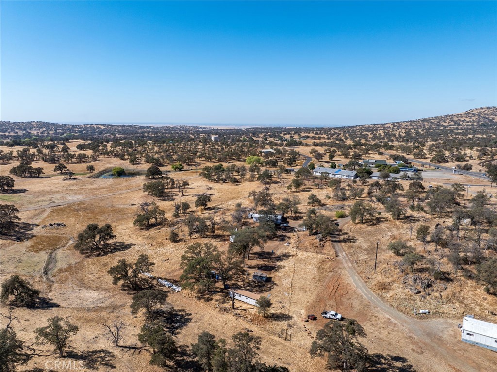 4963 Valley Ln, Catheys Valley, CA 93506