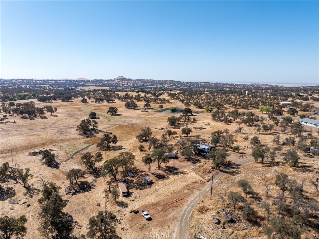 4963 Valley Ln, Catheys Valley, CA 93506