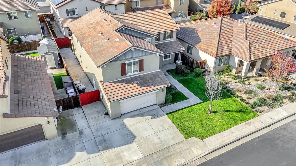 1776 WHITEASH, Clovis, CA 93619