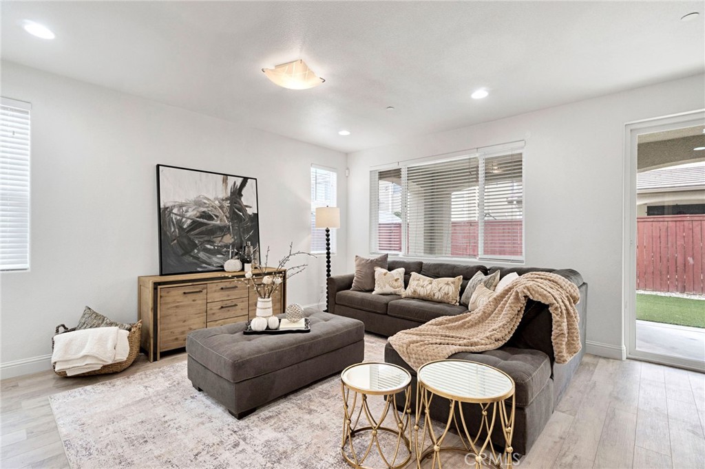 1776 WHITEASH, Clovis, CA 93619