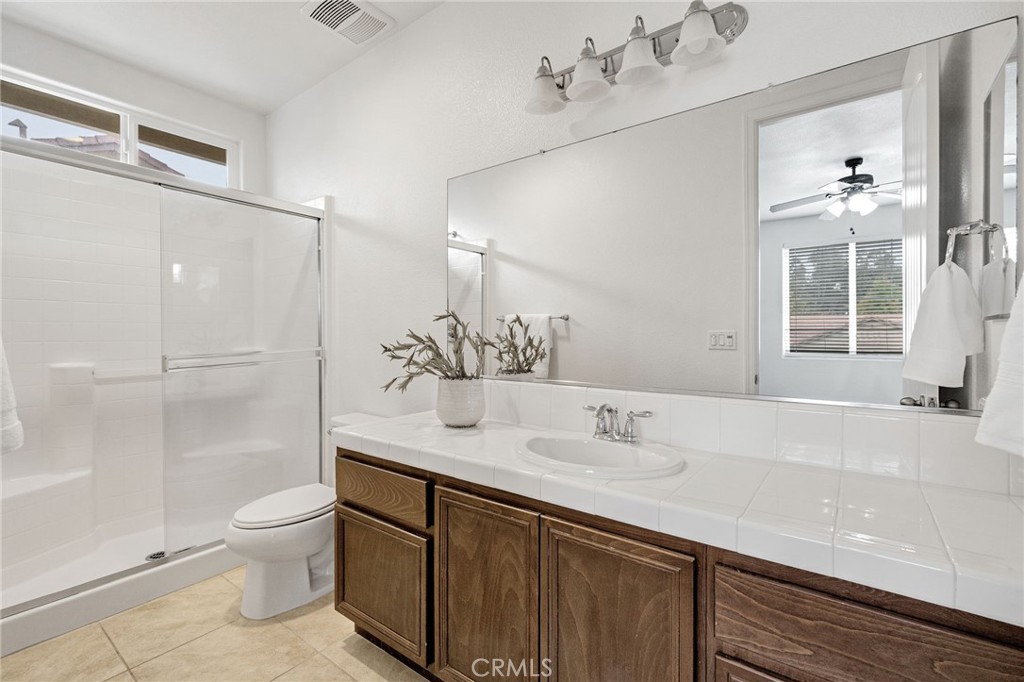 1776 WHITEASH, Clovis, CA 93619