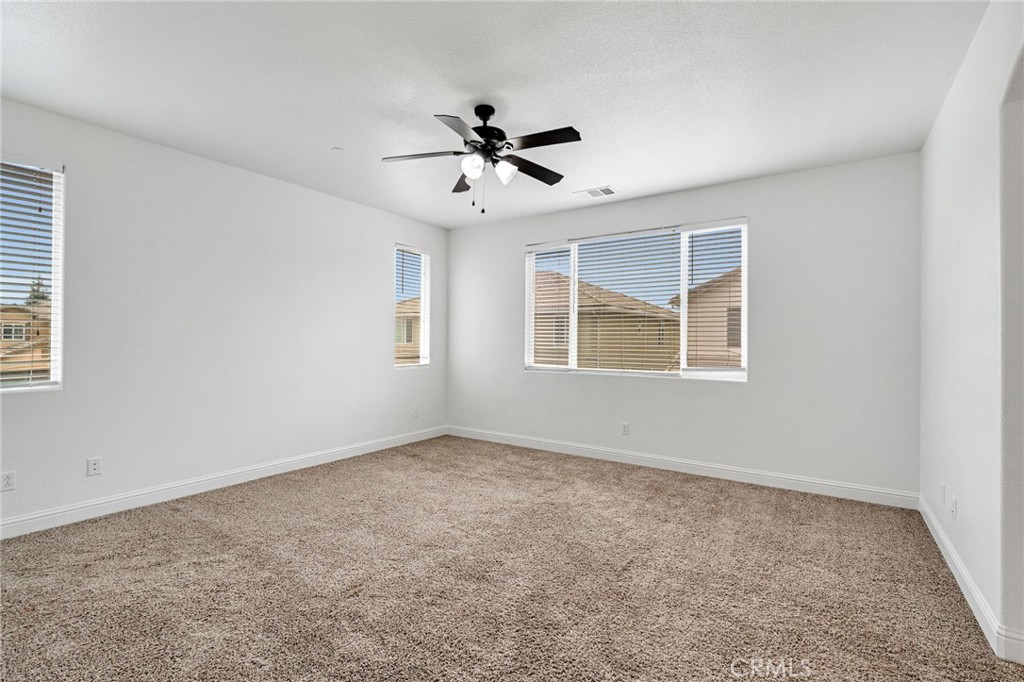 1776 WHITEASH, Clovis, CA 93619