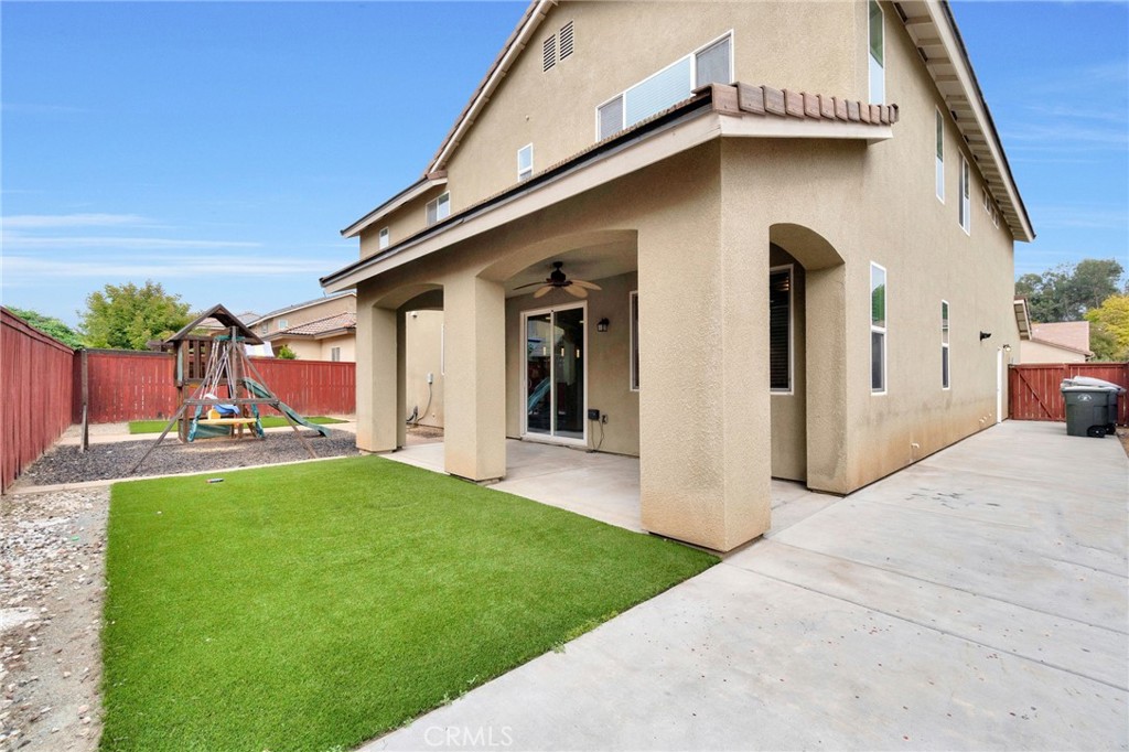 1776 WHITEASH, Clovis, CA 93619