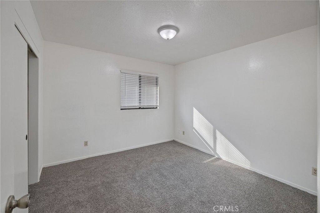 49400 River Park #17, Oakhurst, CA 93644