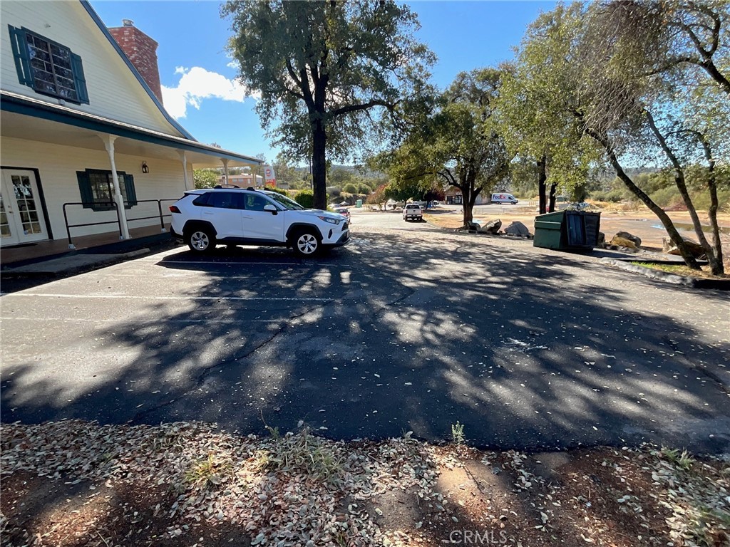 32011 Meadowridge Rd, Coarsegold, CA 93614
