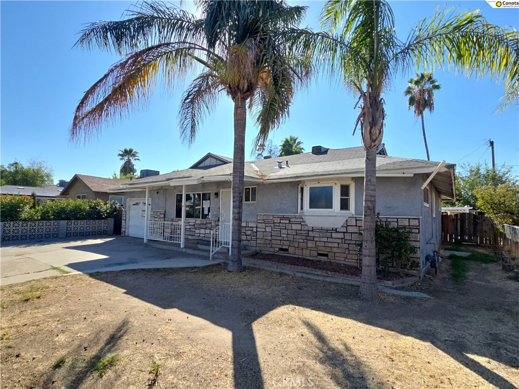 1923 W Pontiac, Fresno, CA 93705