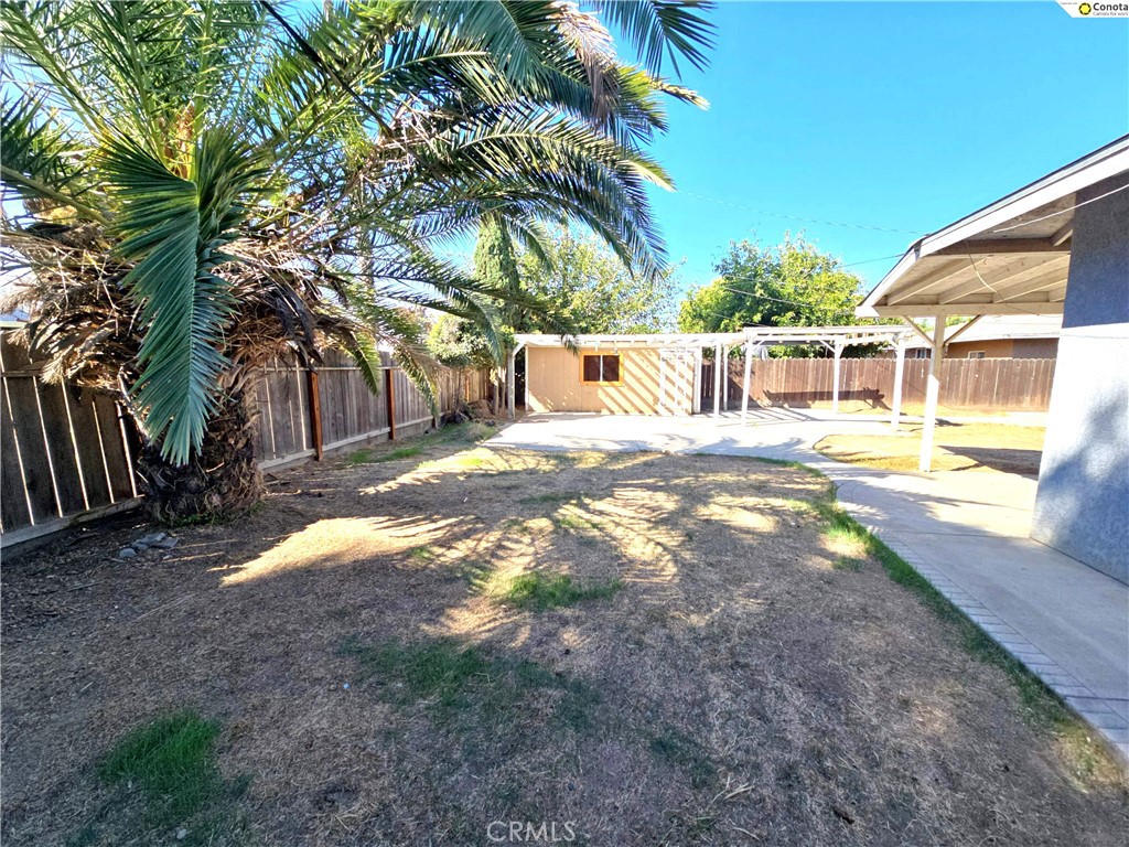 1923 W Pontiac, Fresno, CA 93705