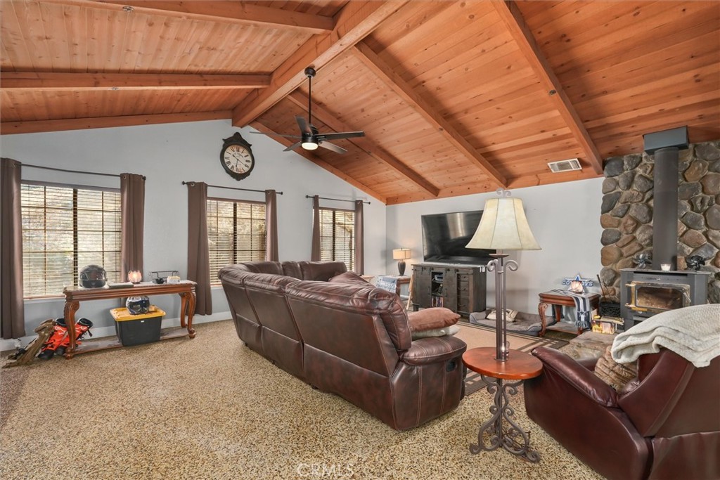 31185 Brave Eagle Ct, Coarsegold, CA 93614