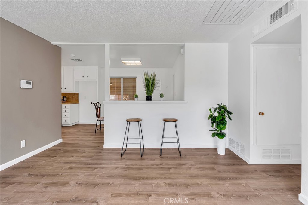 941 Granada, Los Banos, CA 93635