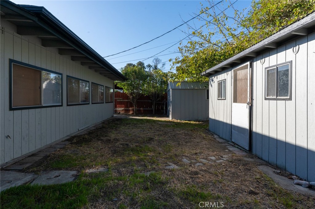 941 Granada, Los Banos, CA 93635