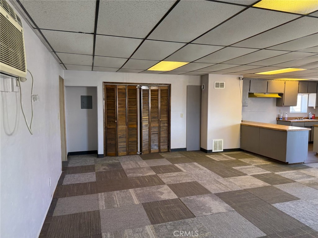 958 S Prospect St #A, Porterville, CA 93257